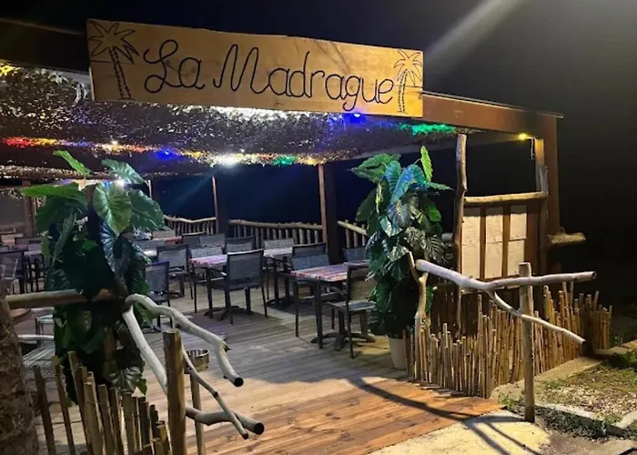 De Luxe En Bord De Torra Mare A Prunete * סרביון