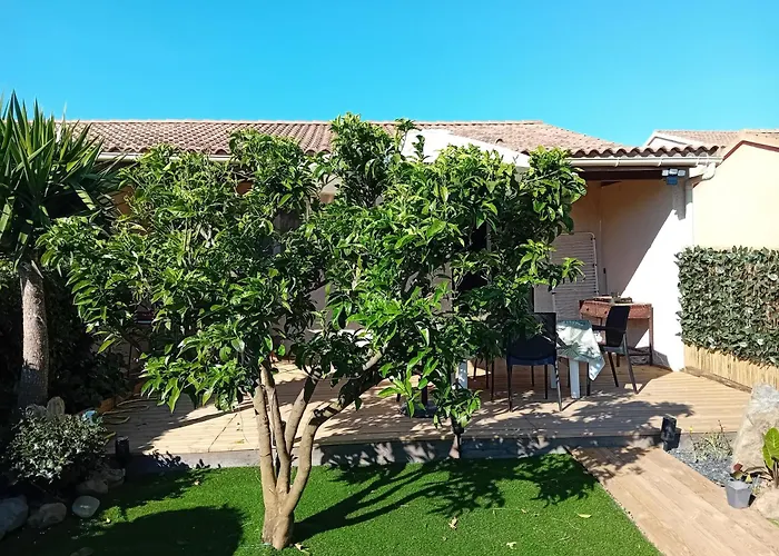 Villa En Bord De Mer Residence Torra Mare A Prunete * Червионе