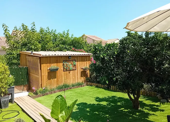 Prázdninový dům De Luxe En Bord De Torra Mare A Prunete *